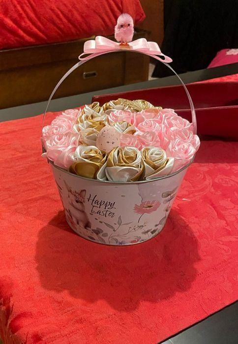 Arranjo rosas de cetim