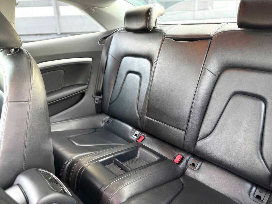 Audi  A5 Premium Plus      2015