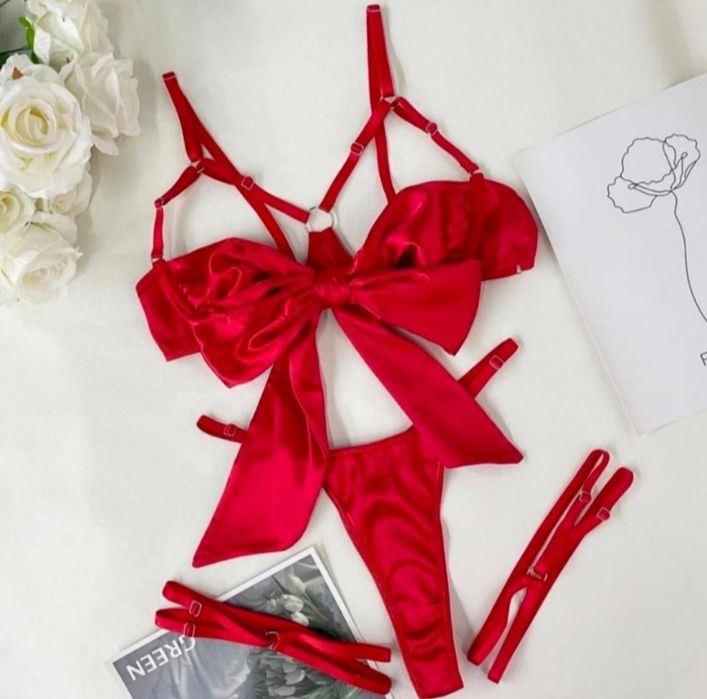 Еротична білизна бантик