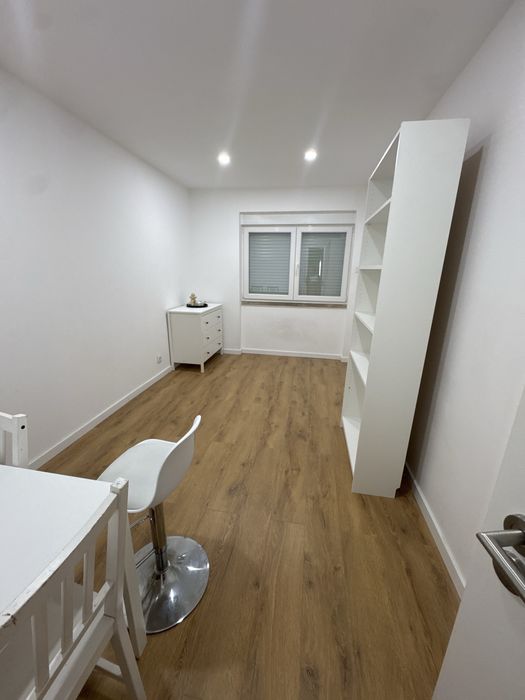 Quarto em uma casa partilhada