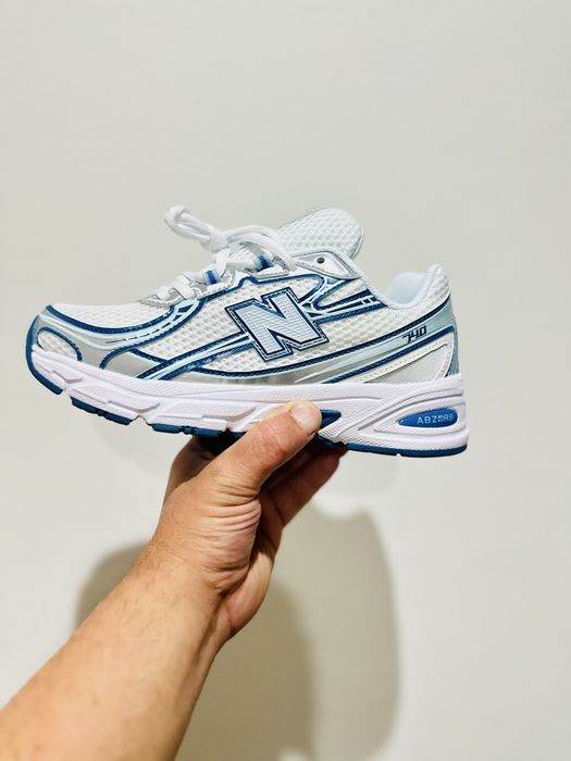 NB 740 branco e azul