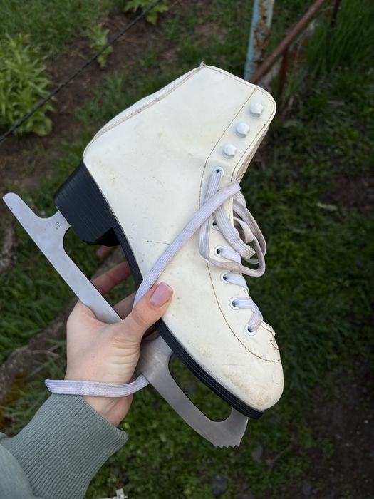 Ковзани б/у 38 розмір