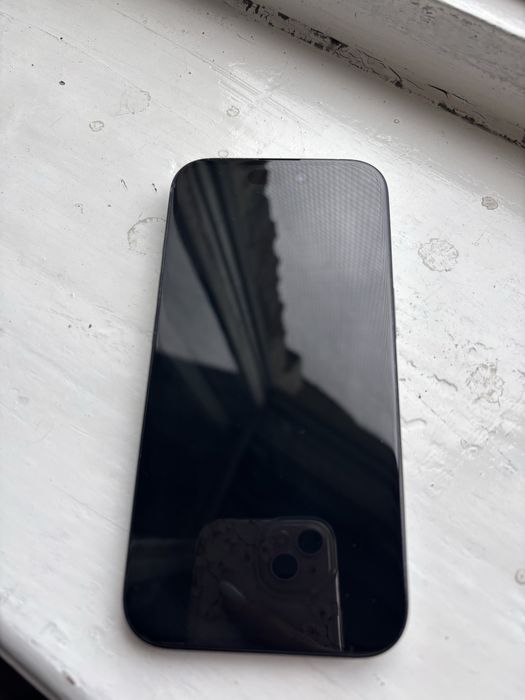 Apple iPhone 16 128GB Czarny • Bateria 94% • Stan bardzo dobry
