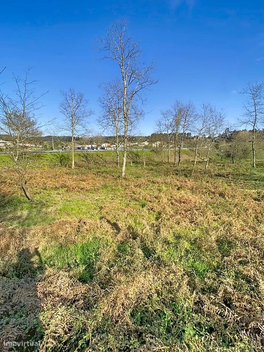 Terreno para construção em Medelo, Fafe