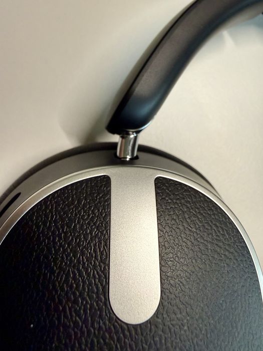 Słuchawki Bluetooth ANC nauszne eleganckie i wygodne