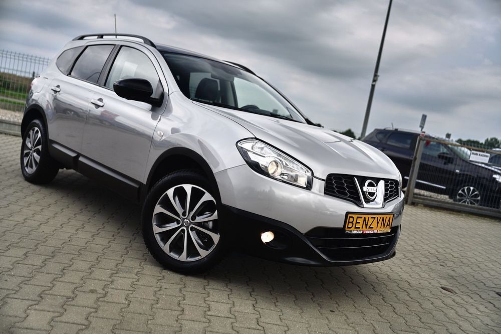 Nissan Qashqai+2