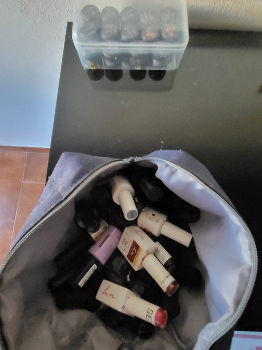 Varios vernizes gel