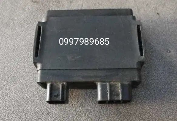 Комутатор 2 фішки Yamaha Gear 2T 4KN