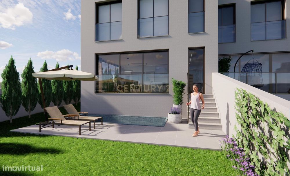 Moradia T3 Construção com piscina e patéo - Cascais