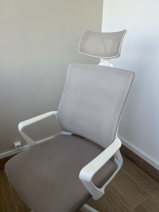 Cadeira escritório ergonómica