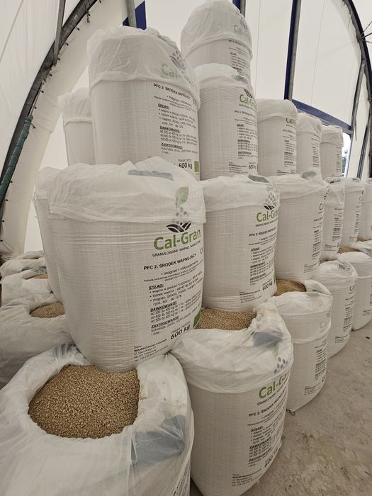 Wapno granulowane, węglanowe, magnezowe, sypkie luz, czarna kreda