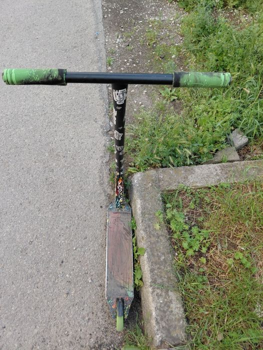 Продам самокат hipe h8