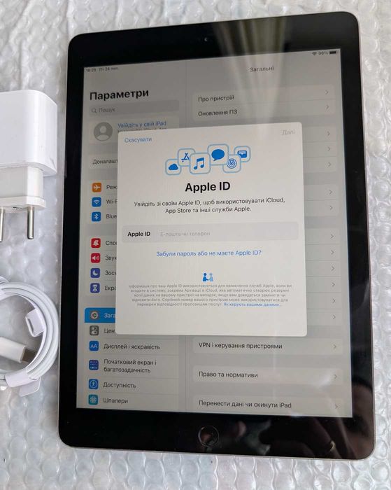 Apple iPad 5 th 9.7 128 GB Space Gray доступний справний