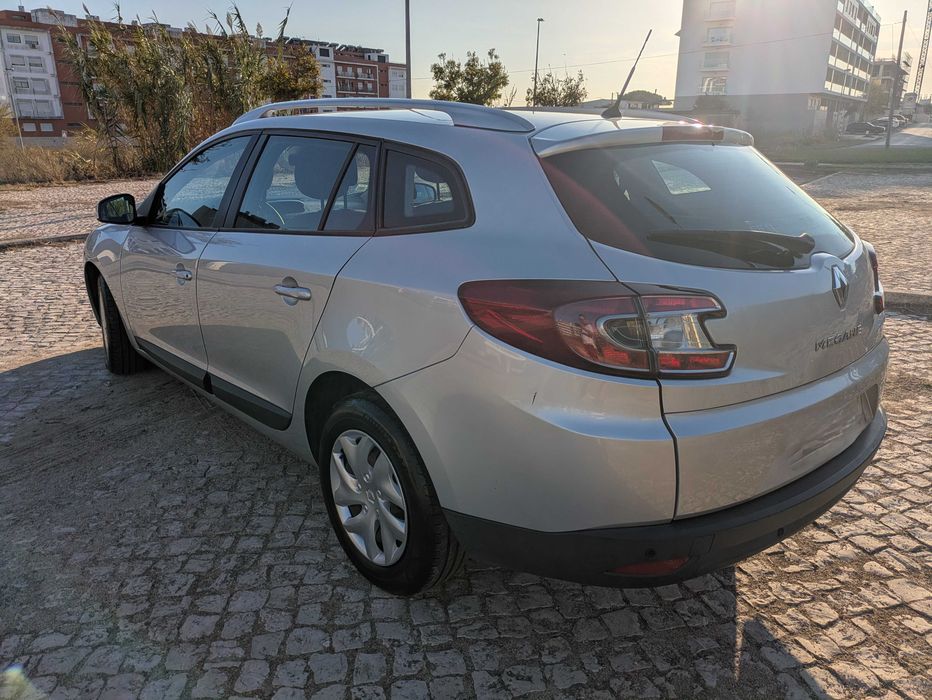Renault Mégane 1.5 dCi — photo 4