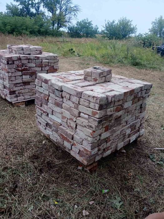 Продам кірпіч красный
