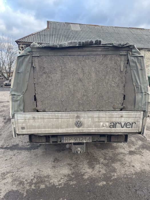 Продаємо Volkswagen T5