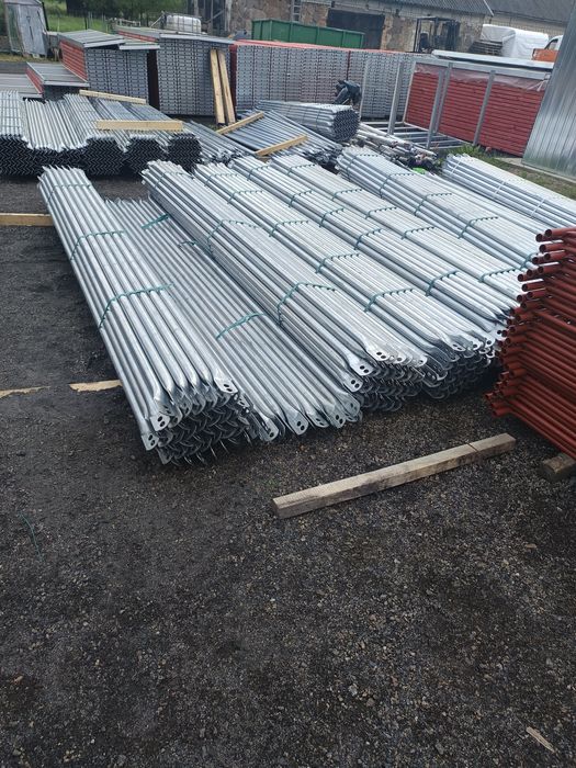 Wynajem Rusztowań Elewacyjnych