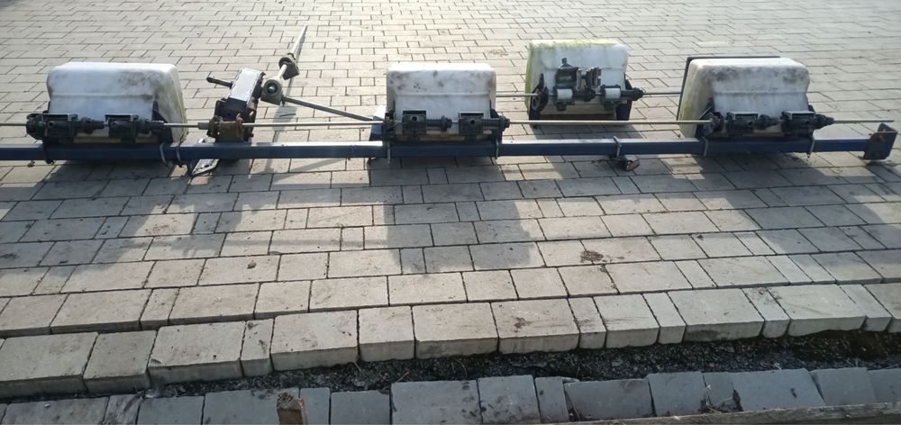 Комплект для внесення стартових мікродобрив,аплікатор мікрогранул
