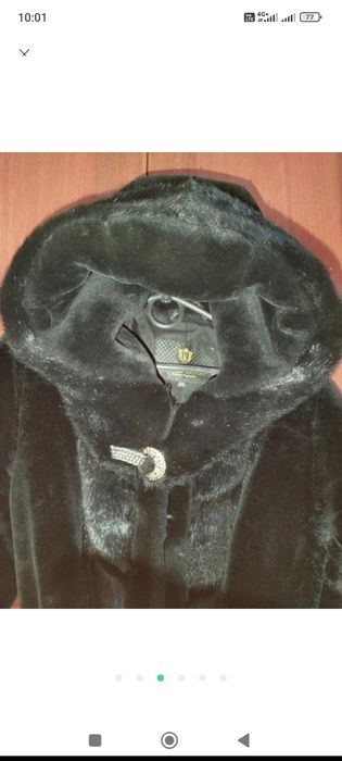 Шуба мутонова чорна.