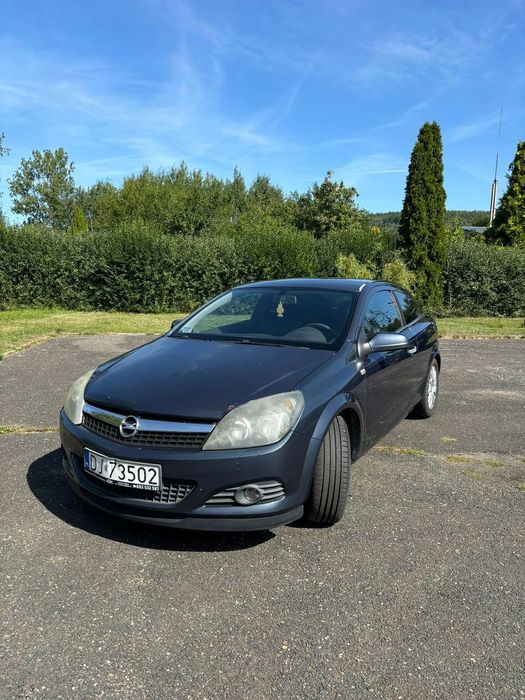 Opel Astra Opel Astra GTC 1.6 16V 2009 • Benzyna + LPG • Idealna na dojazdy!