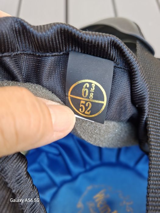 Boné de equitação