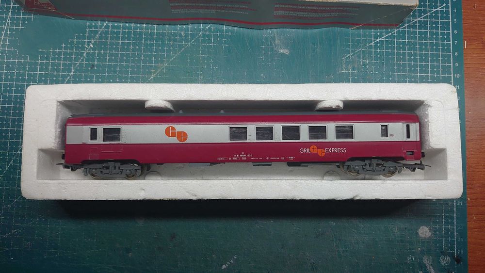 Carruagem Grill Express SNCF Jouef para CP – Lote 3 - 1/87