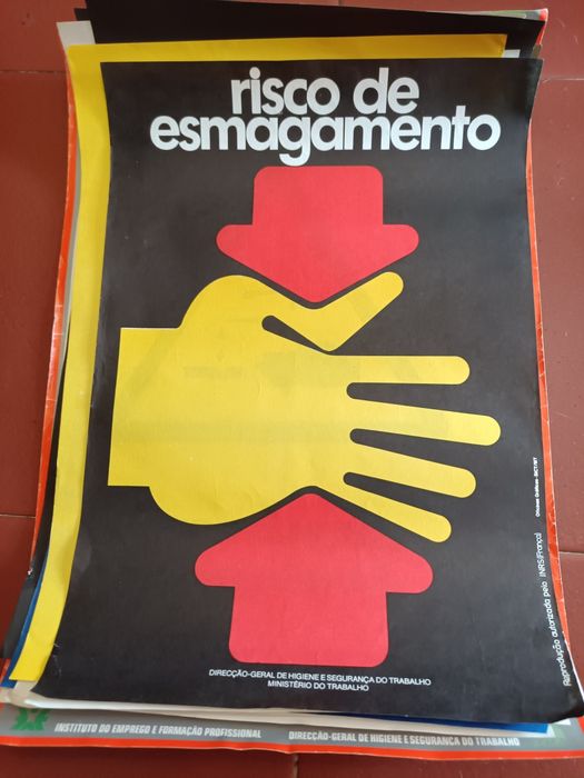 Posteres informativos