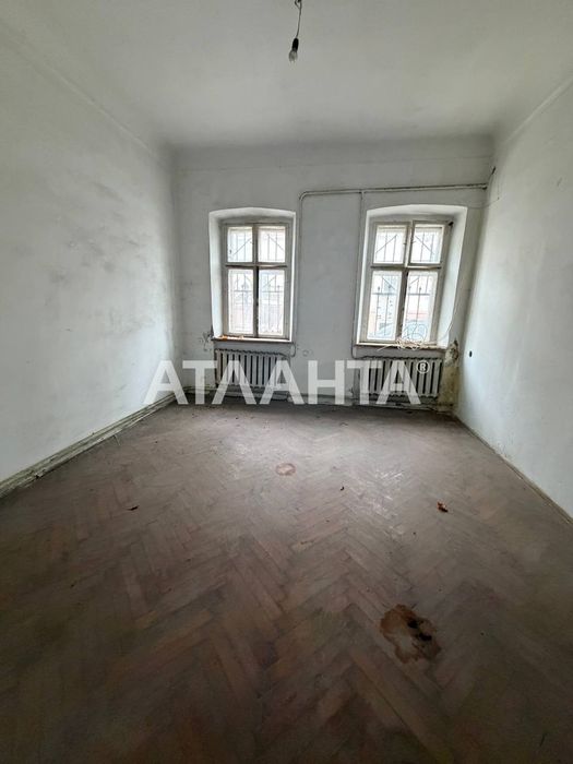 Дворівневе приміщення 221 м², в старому Центрі, вул. Конституційна