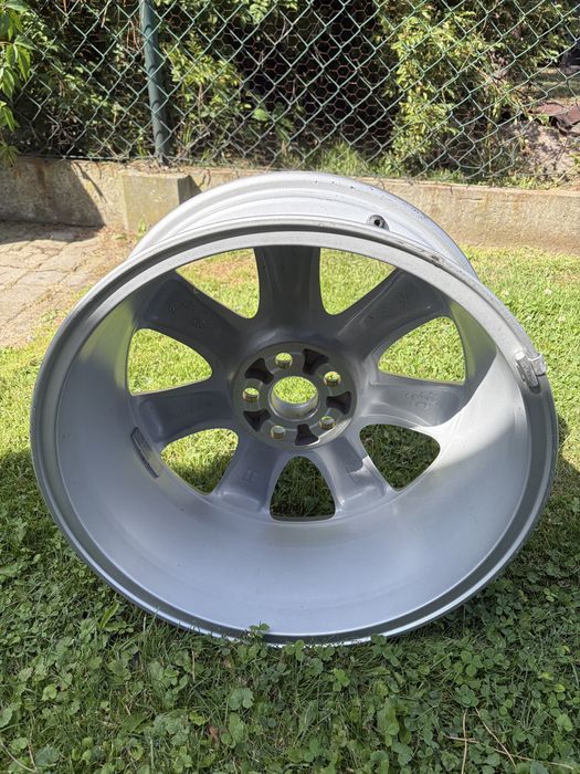 Felga aluminiowa Toyota 17”