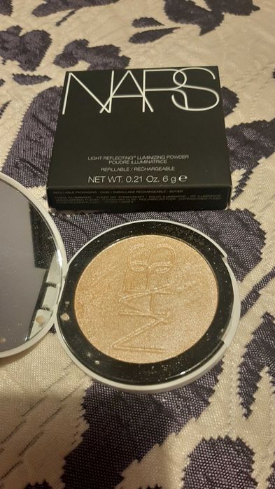 Rozświetlacz Nars Light Reflecting Luminizing Powder Eros
