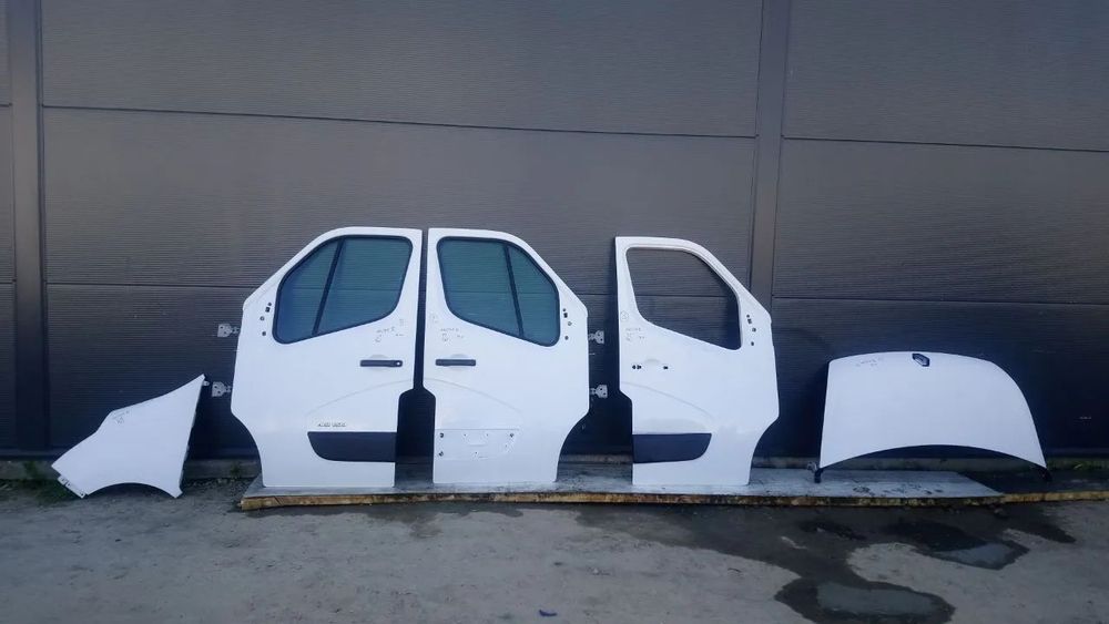 DRZWI BŁOTNIK MASKA MASTER III