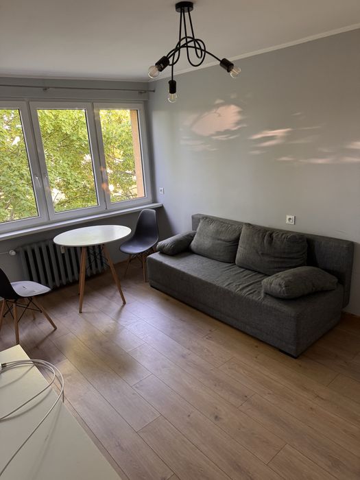 Wynajem mieszkania- kawalerka 22,2 m2 Leszno, ul. Zwycięstwa