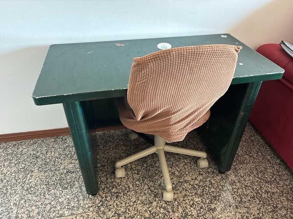 secretaria e cadeira