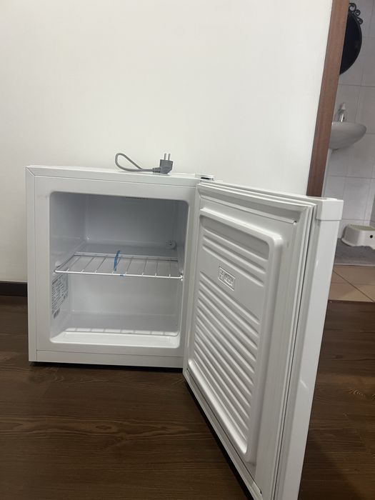 Mini congelador vertical | arca frigorífica