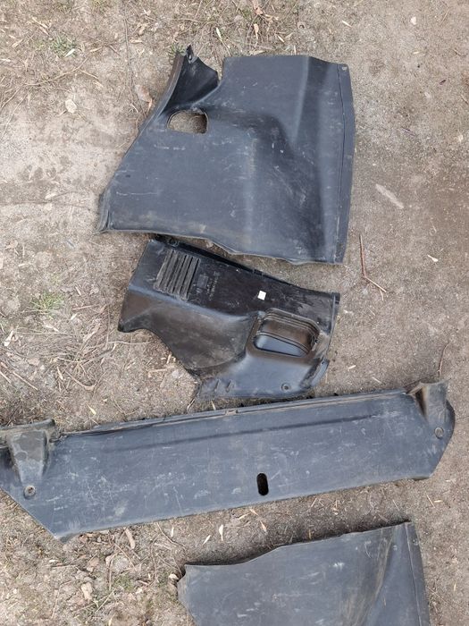Пластик багажника на Дэо Ланос Сенс 96236049 Daewoo 96236078
