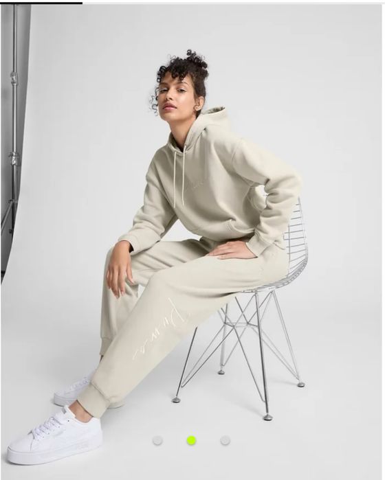 Жіночий костюм Puma (оригінал)