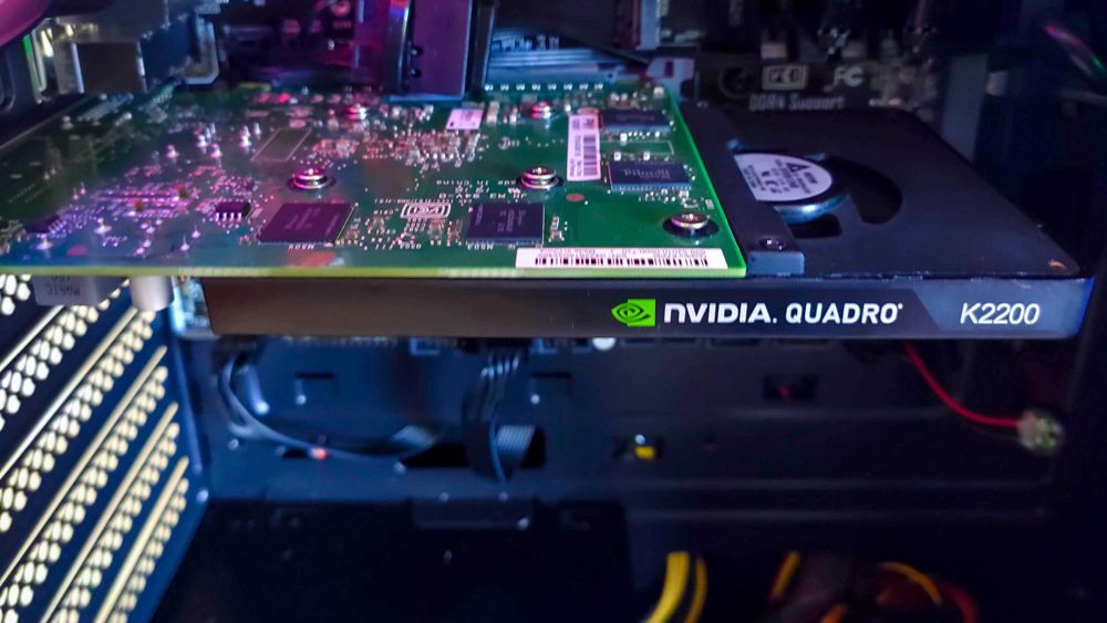 PC Completo Workstation Core i7 7700K 4.2GHz c/ Nvidia K2200