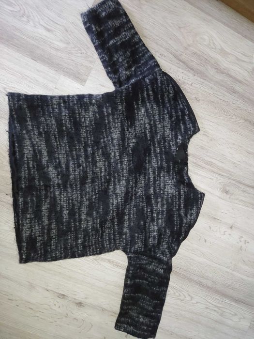 Sweter, bluzka czarno - szara 36