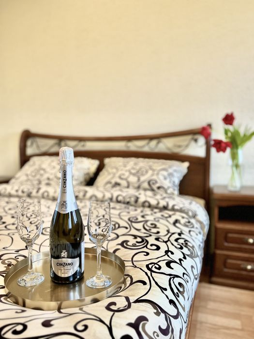 (4)Квартира посуточно с Джакузи , 17 Больница , Прос.Героев Харькова