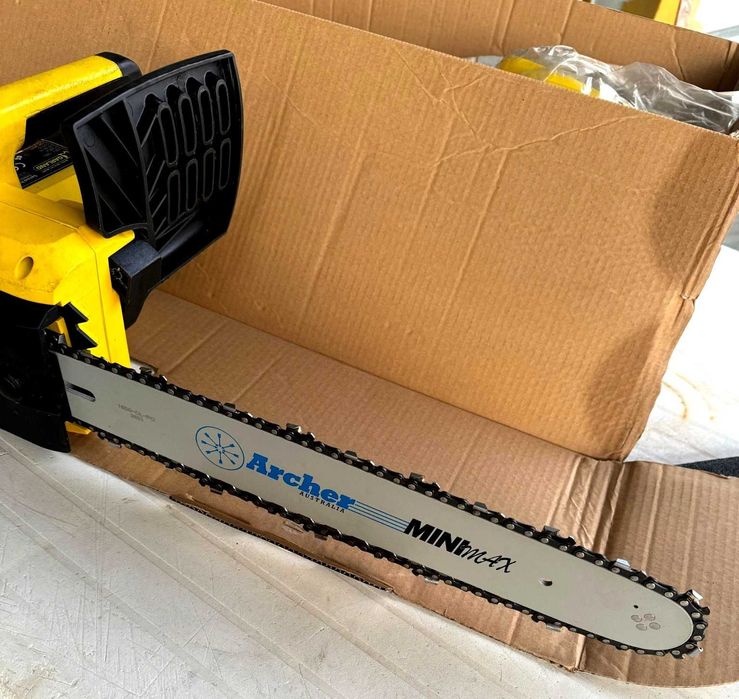 Motosserra elétrica Garland BULK 316 E – Nova – Kit completo