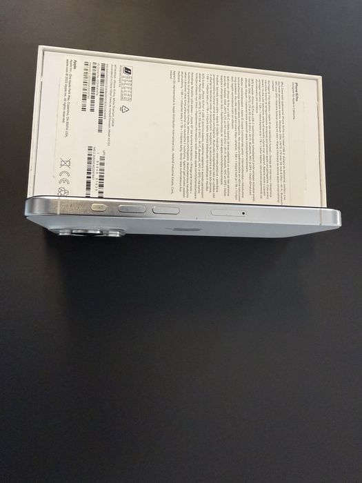 Iphone 15 pro 256 bateria bialy tytan bateria 100%