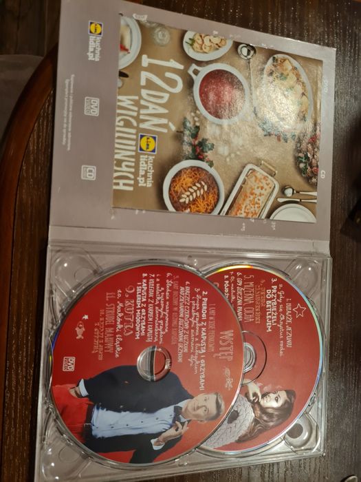 12 Dań Wigilijnych i 12 kolend  Lidl płyta DVD i cd