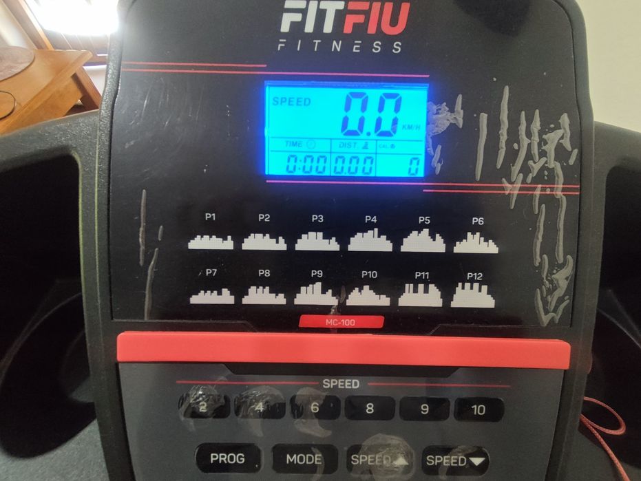 Treadmill454886056160153601
