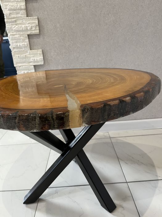 Журнальний стіл