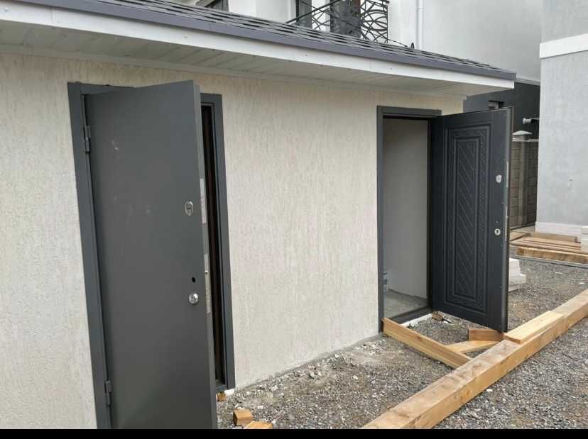 Вхідні вуличні двері.  Можливий НЕСТАНДАРНЫЙ розмір (Входные двери)