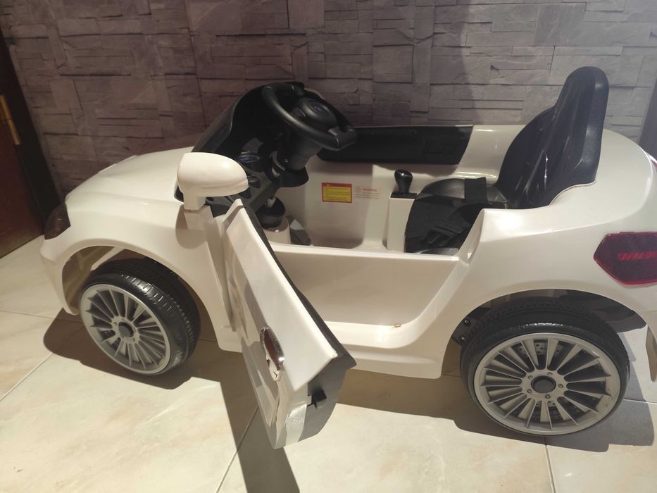 Carro elétrico imitar BMW com radio (autónomo ou telecomando)