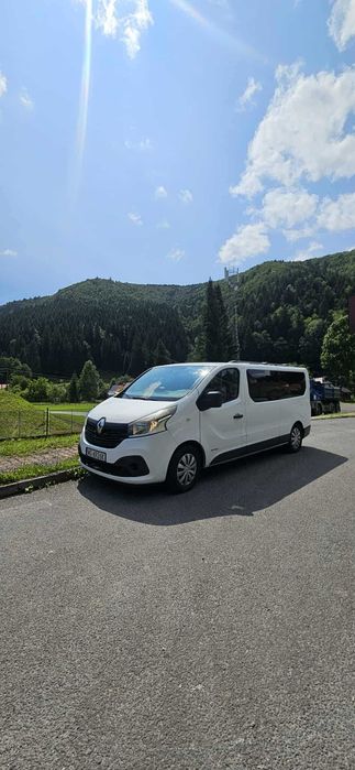 Wynajem busów 9 osobowych