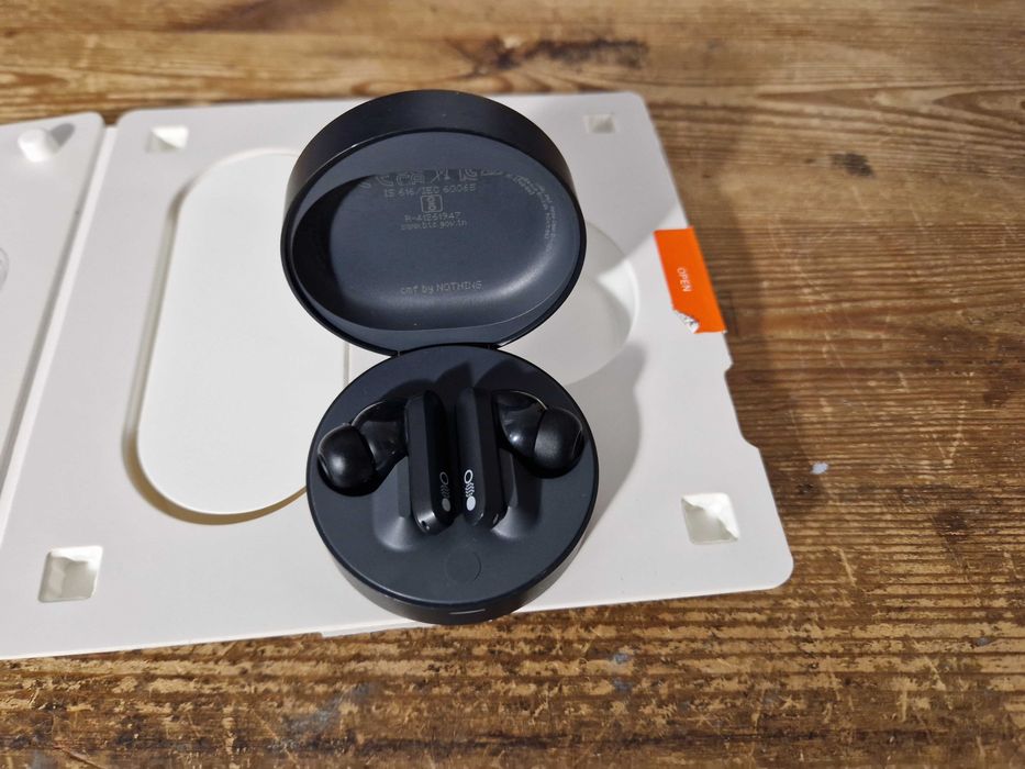 Słuchawki bezprzewodowe dokanałowe Nothing CMF Buds Pro (4479)
