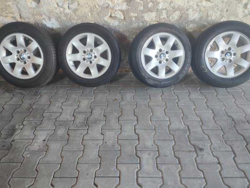 Felgi aluminiowe z oponami 16 BMW