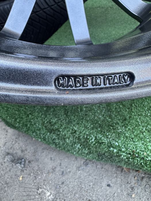 Диски титани 5:100r18 Volkswagen Комплект Оригінал б/у